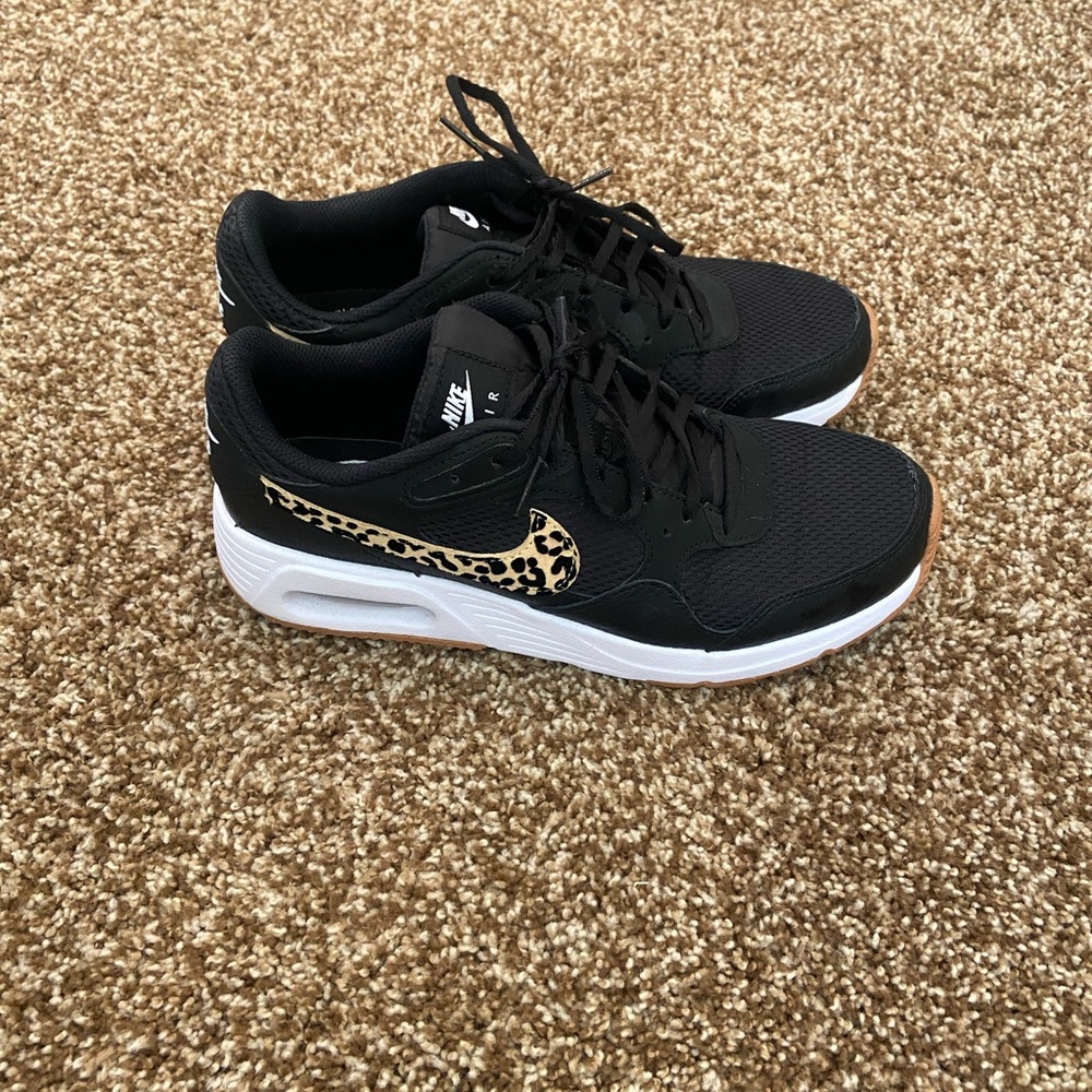 Nike Women’s Air Max SC